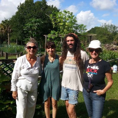 Volunteer at Varri Green Farm, Okeechobee, photo 205