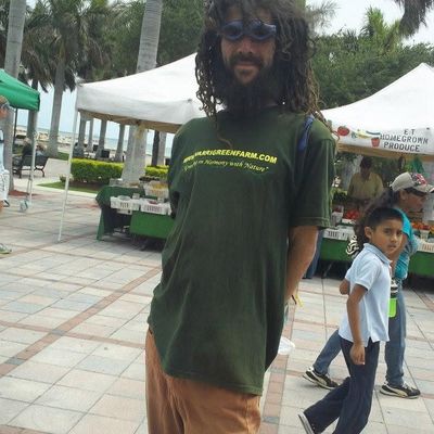Volunteer at Varri Green Farm, Okeechobee, photo 412