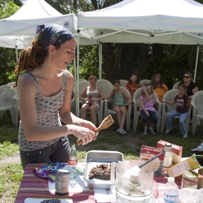 Children's workshop at Varri Green Farm, photo 44